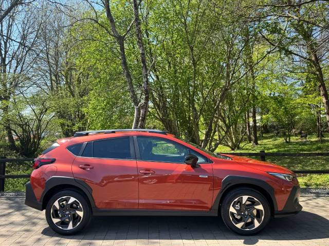 2025 Subaru Crosstrek 2.0 TOURING E-BOXER AWD