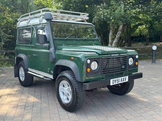 Land Rover Defender 90 2.5 DEFENDER 90 TD5 Estate Diesel Green