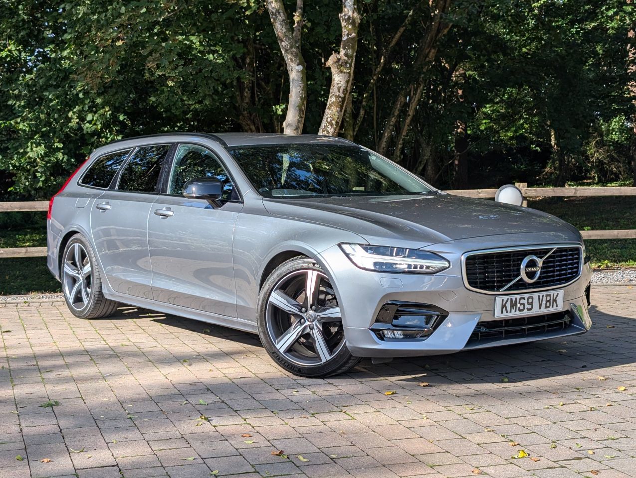 2019 Volvo V90
