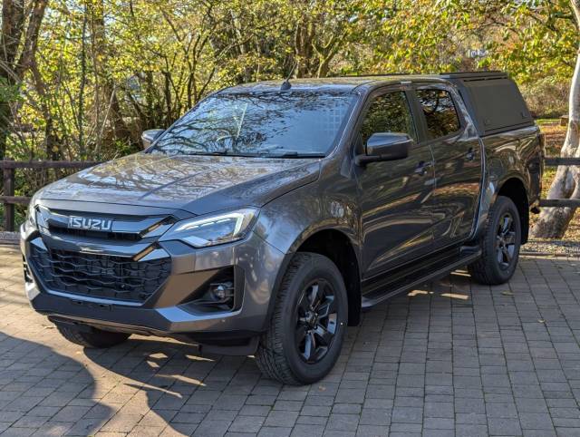 2025 Isuzu D-max 1.9 V-Cross Commercial Automatic