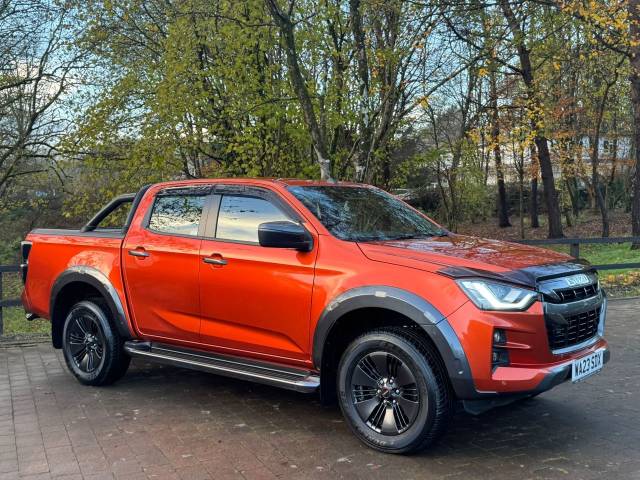 Isuzu D-max 1.9 V-Cross Double Cab 4x4 Auto Pick Up Diesel Orange