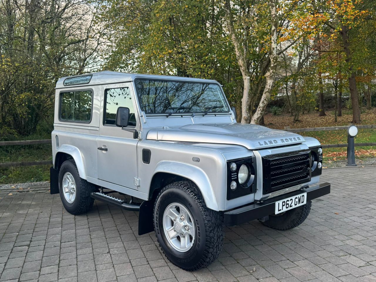 2013 Land Rover Defender 90