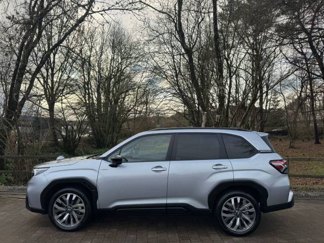 2025 Subaru Forester 2.0i e-Boxer Touring 5dr Lineartronic