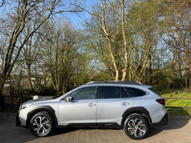 2022 Subaru Outback 2.5i Touring 5dr Lineartronic