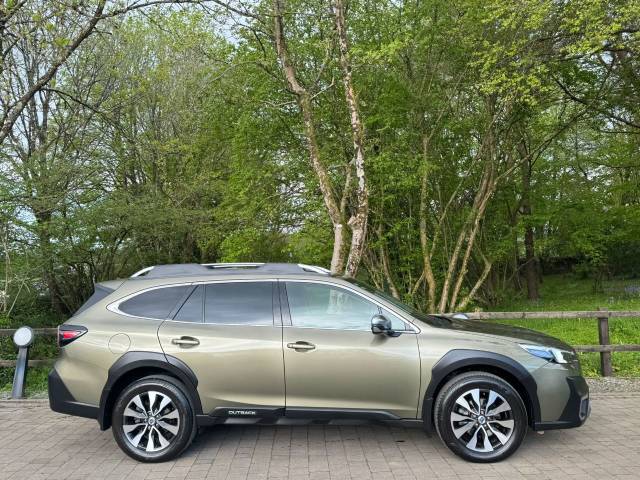 2023 Subaru Outback 2.5i Touring 5dr Lineartronic