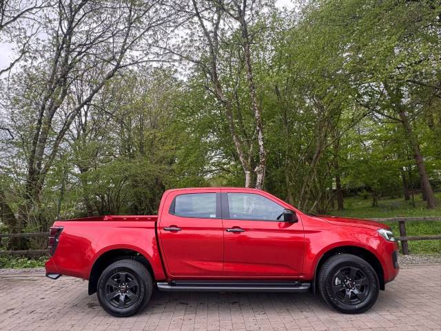 2025 Isuzu D-max 1.9 V-Cross Double Cab 4x4 Auto