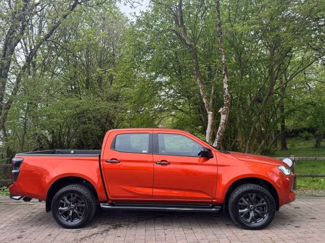 2023 Isuzu D-max 1.9 V-Cross Double Cab 4x4 Auto