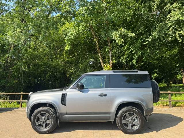 2023 Land Rover Defender 3.0 D250 Hard Top Auto