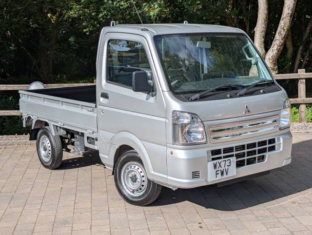 Mitsubishi Canter 0.7 MINICAB TRUCK 2WD Pick Up Petrol Silver