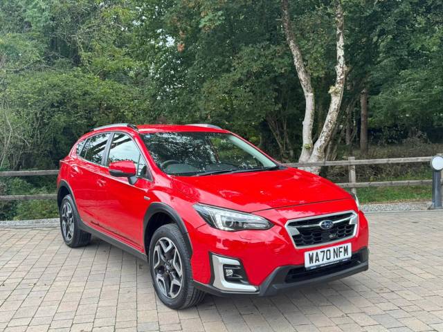 Subaru XV 2.0i e-Boxer SE 5dr Lineartronic Hatchback Petrol / Electric Hybrid Red