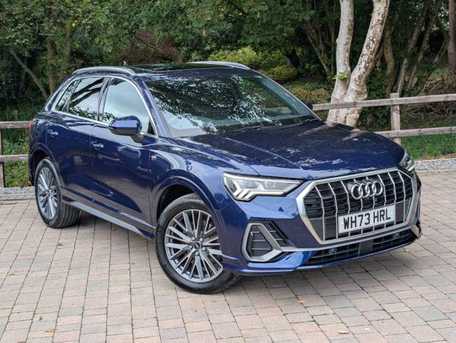 Audi Q3 2.0 40 TFSI Quattro S Line 5dr S Tronic Estate Petrol Blue